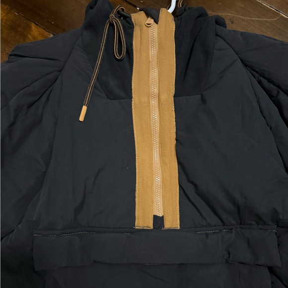 Free People Movement In A Pillow Packable Puffer Pullover size Small. - Picture 2 of 6